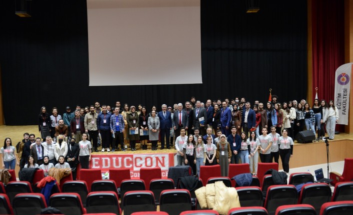 EDUCCON 2022 Dijital Yetkinlik ve STE(A)M Eğitimi Üniversitemiz Ev Sahipliğinde Gerçekleştirildi